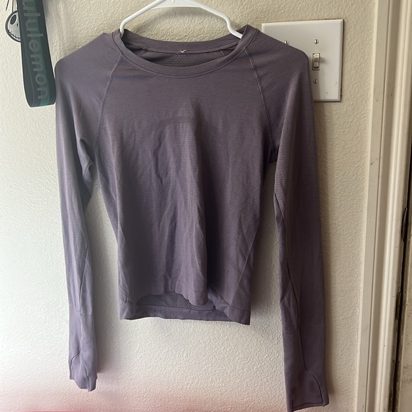 Swiftly Tech Long Sleeve Shirt 2.0 *Race Length - Picture 2 of 12